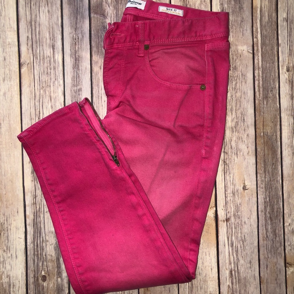 Madewell - Pink denim capris with zippers size 27